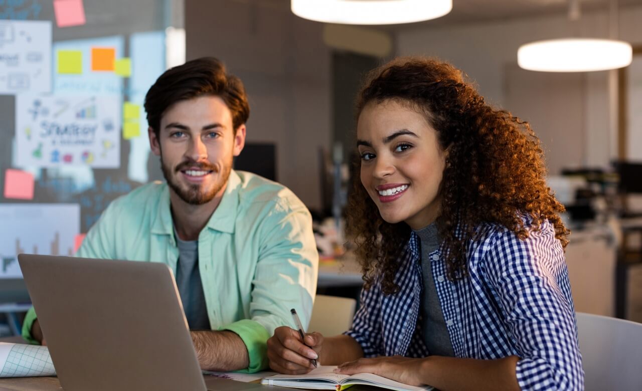 Learn how to use the SLIM grant for an LMS such as Pluvo. Structural learning, up to €25,000 subsidy and current deadlines for 2025 and 2026.