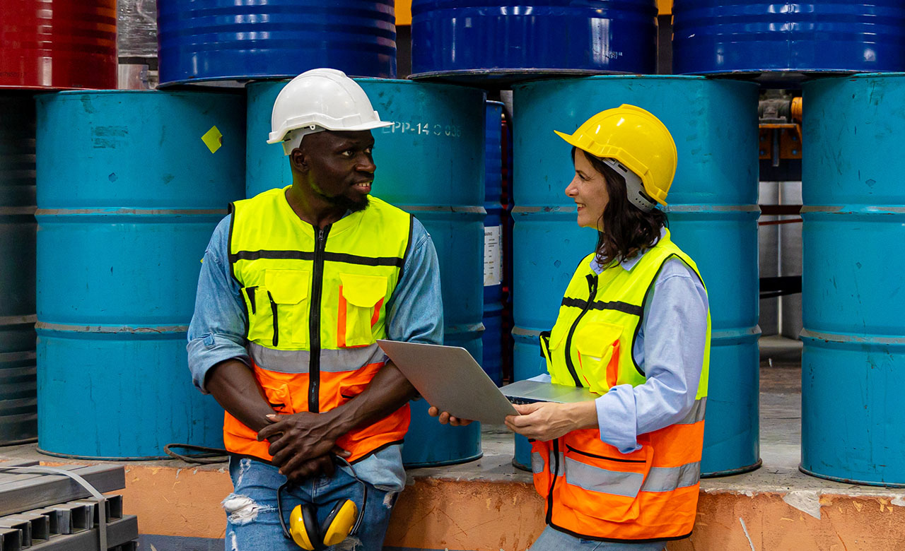 A mentoring program can be a win-win situation for all parties: the organisation, the mentee and the mentor himself. Take advantage of that in a production environment!