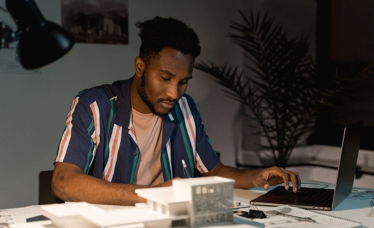 Personalised learning contributes to higher learning outcomes. Differentiation based on learning styles is often used, but this strategy appears to be outdated. Find out what does work now!