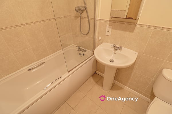 Quarry Avenue, Penkhull, Stoke-on-Trent, Staffordshire ST4 7EW