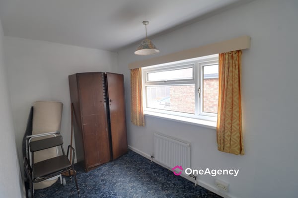 Derwent Place, Newcastle, Staffordshire ST5 9HG