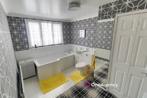 Tulsa Close, Eaton Park, Stoke-on-Trent, Staffordshire ST2 9PT