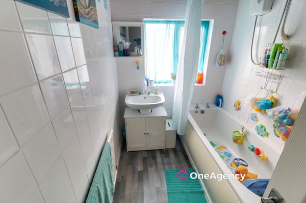 Winchester Avenue, Bentilee, Stoke-on-Trent, Staffordshire ST2 0LJ