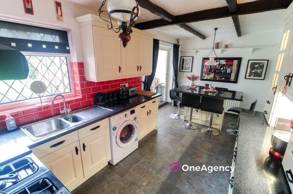 Lomond Grove, Cheadle, Stoke-on-Trent, Staffordshire ST10 1SZ