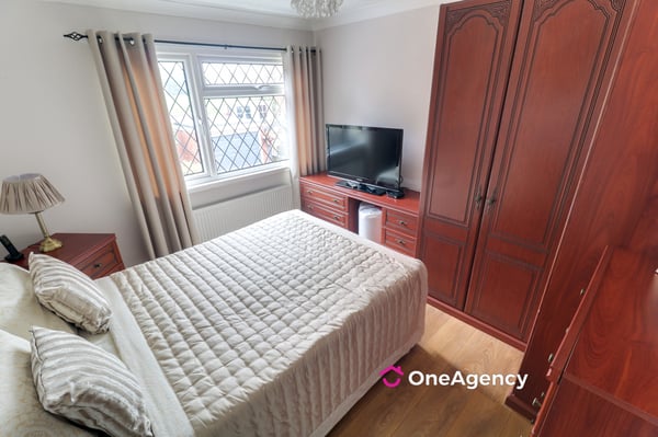 Lomond Grove, Cheadle, Stoke-on-Trent, Staffordshire ST10 1SZ