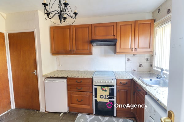 Yarnfield Close, Meir, Stoke-on-Trent, Staffordshire ST3 6RR