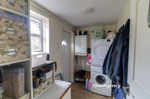 Colclough Road, Meir, Stoke-on-Trent, Staffordshire ST3 6DH