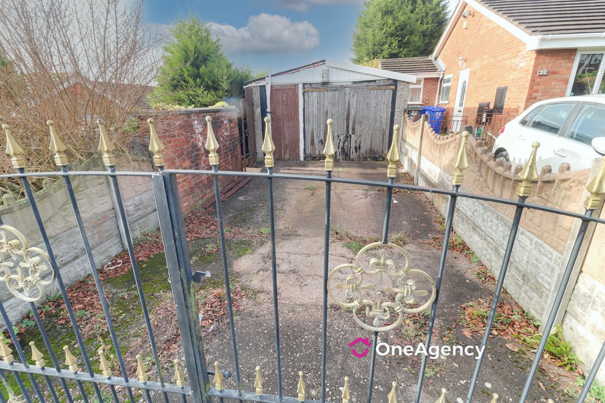 June Road, Fenpark, Stoke-on-Trent, Staffordshire ST4 3RL