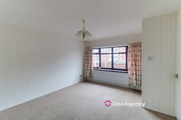 Zennor Grove, Berryhill, Stoke-on-Trent, Staffordshire ST2 9LH