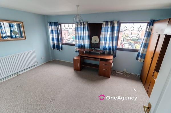 Zennor Grove, Berryhill, Stoke-on-Trent, Staffordshire ST2 9LH