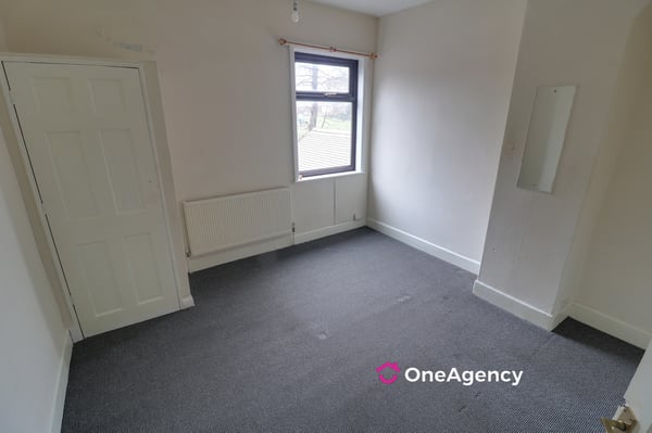 Furlong Road, Tunstall, Stoke-on-Trent, Staffordshire ST6 5UD