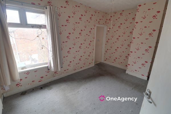 North West Terrace, Smallthorne, Stoke-on-Trent, Staffordshire ST6 1JS