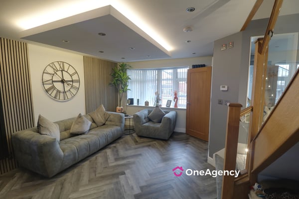 Shemilt Crescent, Bradeley, Stoke-on-Trent, Staffordshire ST6 7PL