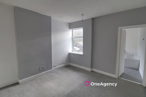 High Street, Newchapel, Stoke-on-Trent, Staffordshire ST7 4PR