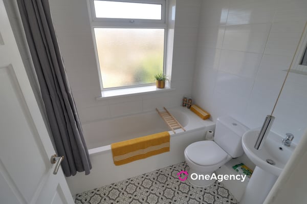 Southlands Avenue, Dresden, Stoke-on-Trent, Staffordshire ST3 4AX