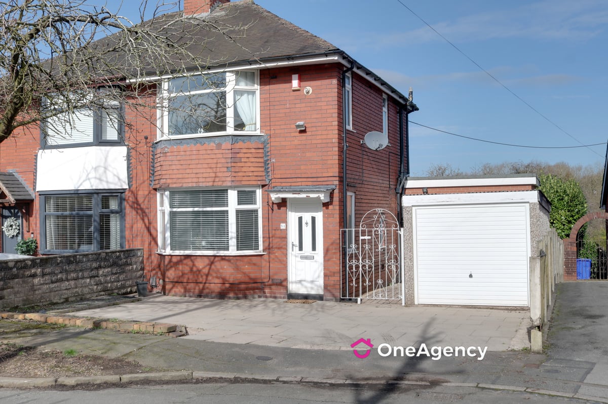 Southlands Avenue, Dresden, Stoke-on-Trent, Staffordshire ST3 4AX