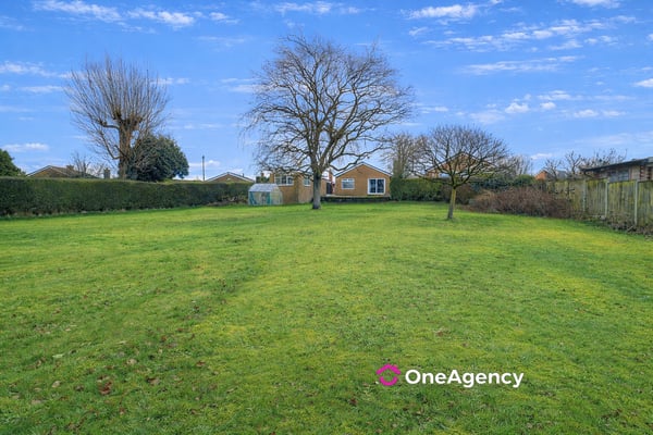 Kingsclere Grove, Sneyd Green, Stoke-on-Trent, Staffordshire ST1 6HQ