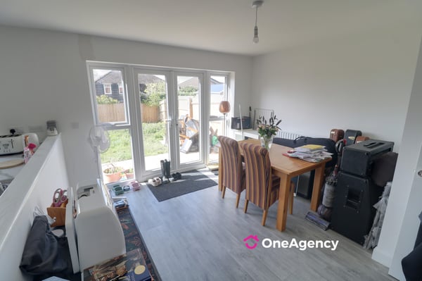 Spindlestone Close, Werrngton, Stoke-on-Trent ST9 0FG