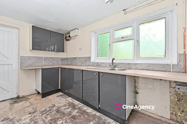 Sussex Drive, Kidsgrove, Stoke-on-Trent, Staffordshire ST7 1HG