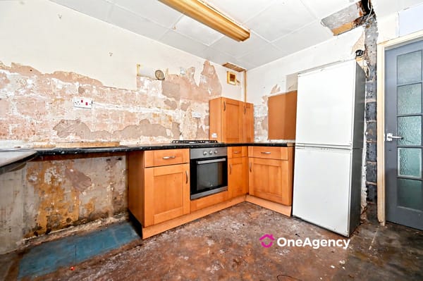 Whitmore Avenue, Werrington, Stoke-on-Trent, Staffordshire ST9 0LW