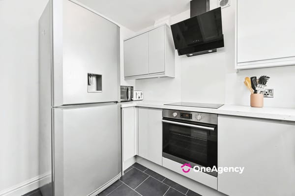 Lauren Close, Fenton, Stoke-on-Trent, Staffordshire ST4 2XL