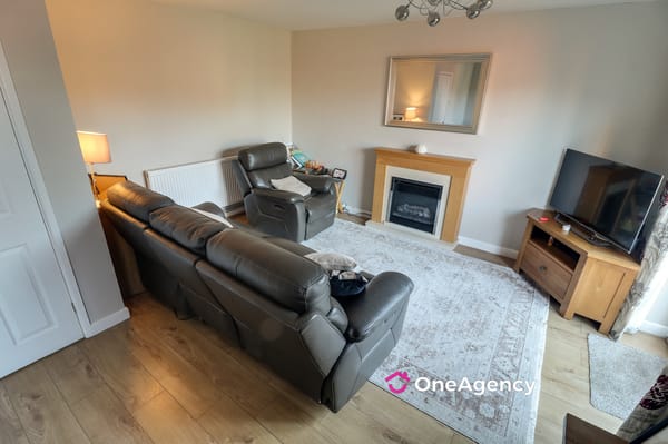 Debenham Crescent, Eaton Park, Stoke-on-Trent, Staffordshire ST2 9PF