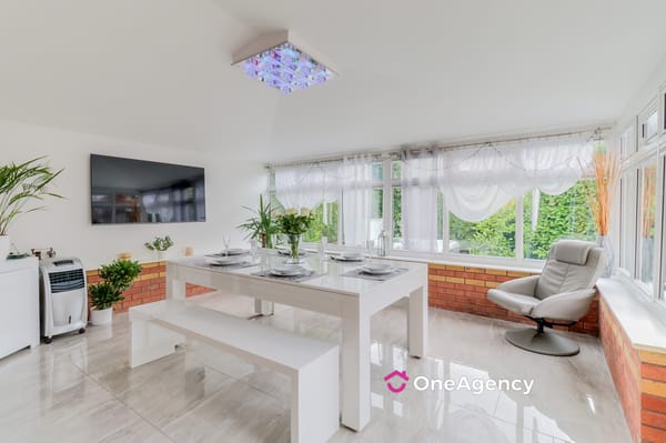 Gainsmore Avenue, Norton Heights, Stoke-on-Trent, Staffordshire ST6 8GE