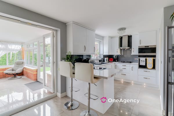 Gainsmore Avenue, Norton Heights, Stoke-on-Trent, Staffordshire ST6 8GE
