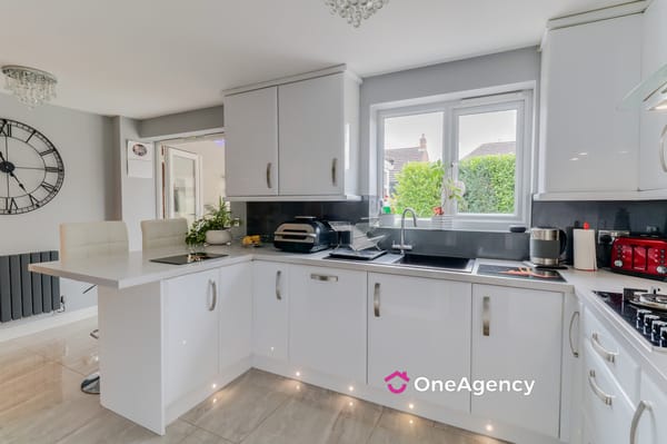 Gainsmore Avenue, Norton Heights, Stoke-on-Trent, Staffordshire ST6 8GE