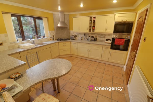 Norton Lane, Norton, Stoke-on-Trent, Staffordshire ST6 8BY