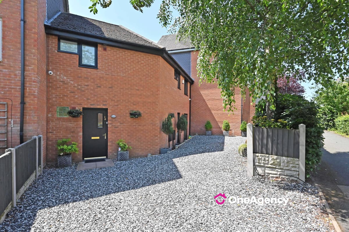 Alderley Rise, Burslem, Stoke-on-Trent, Staffordshire ST6 3EN