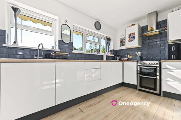 Wrenbury Crescent, Berry Hill, Stoke-on-Trent, Staffordshire ST2 9LA