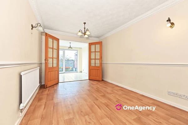 Caton Crescent, Milton, Stoke-on-Trent, Staffordshire ST6 8XQ