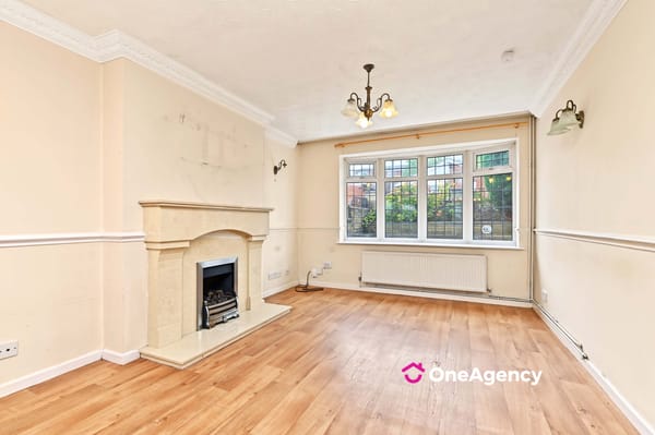 Caton Crescent, Milton, Stoke-on-Trent, Staffordshire ST6 8XQ