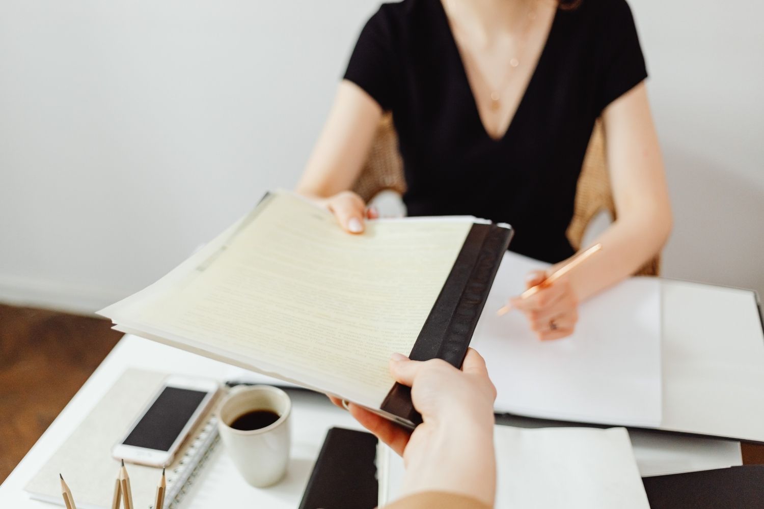 Traspaso de gestión sin riesgos: Evita una multa de $34,000 MXN