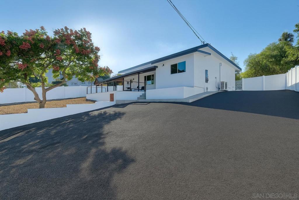 2108 El Prado Ave