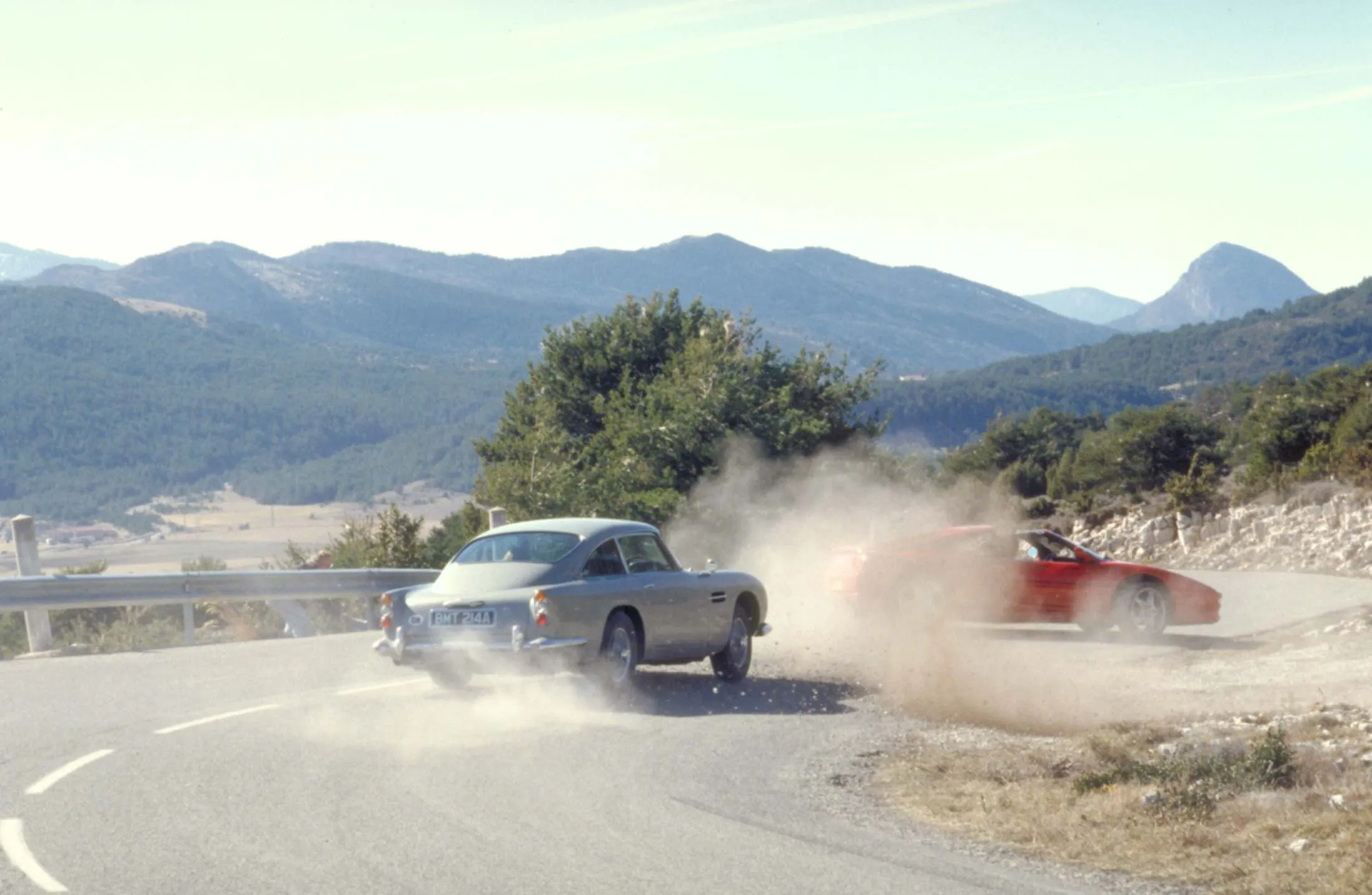 James Bond car chase