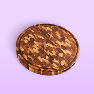 Image creative of a circular cutting board