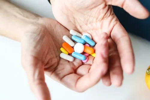 Symptoms too little thyroid medications