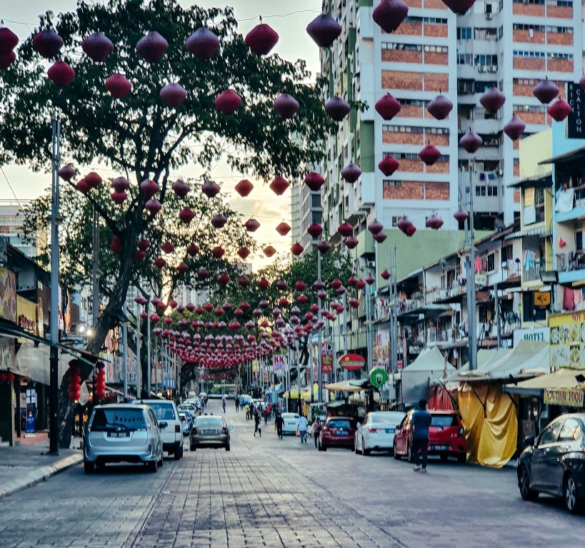 Jalan Alor (during lockdown - usually crowded with outdoor dining and people - now quiet at sunset