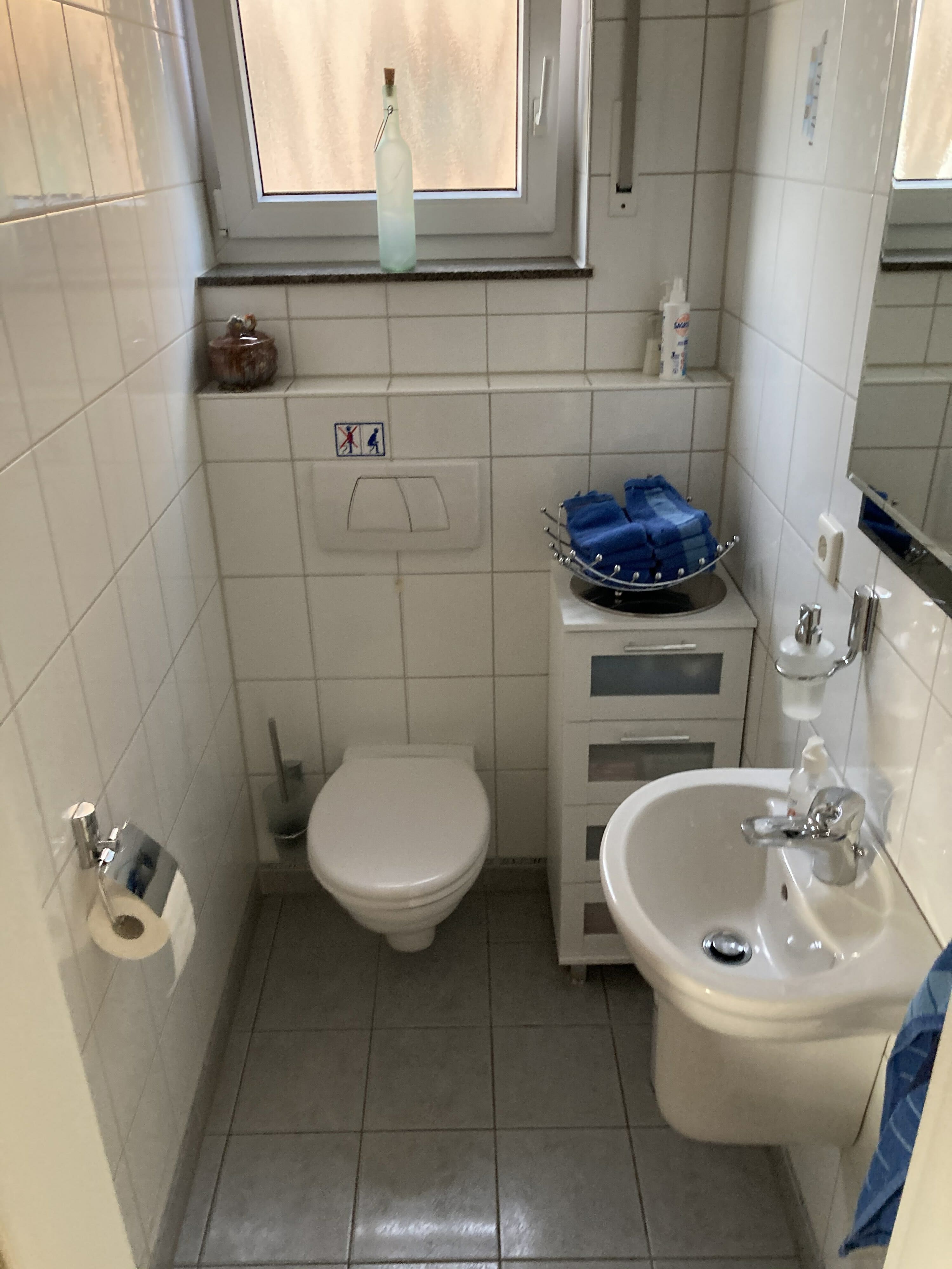 Gäste-WC Teilsanierung in Kempen – Vorher Bild 3