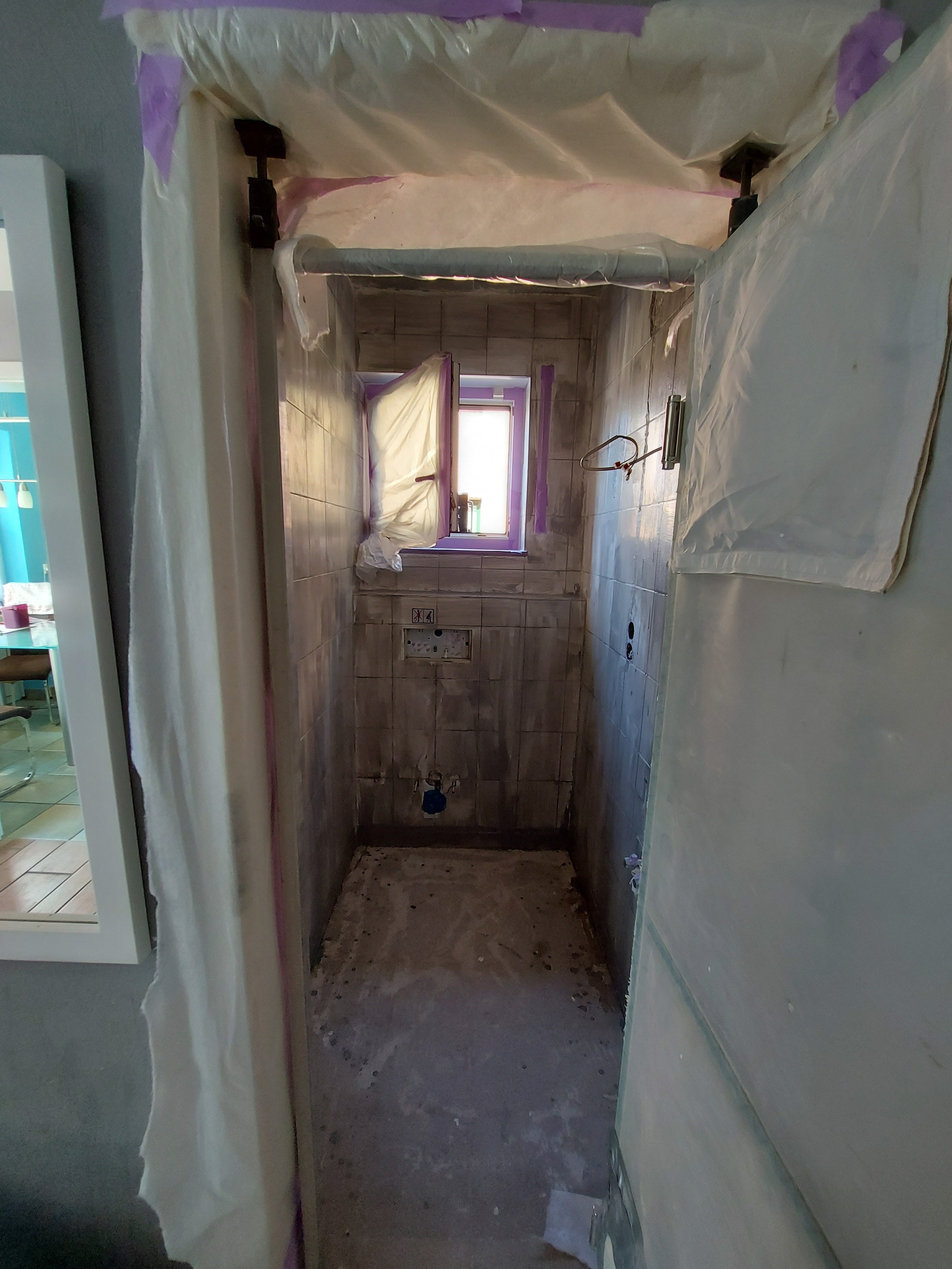 Gäste-WC Teilsanierung in Kempen – Vorher Bild 4
