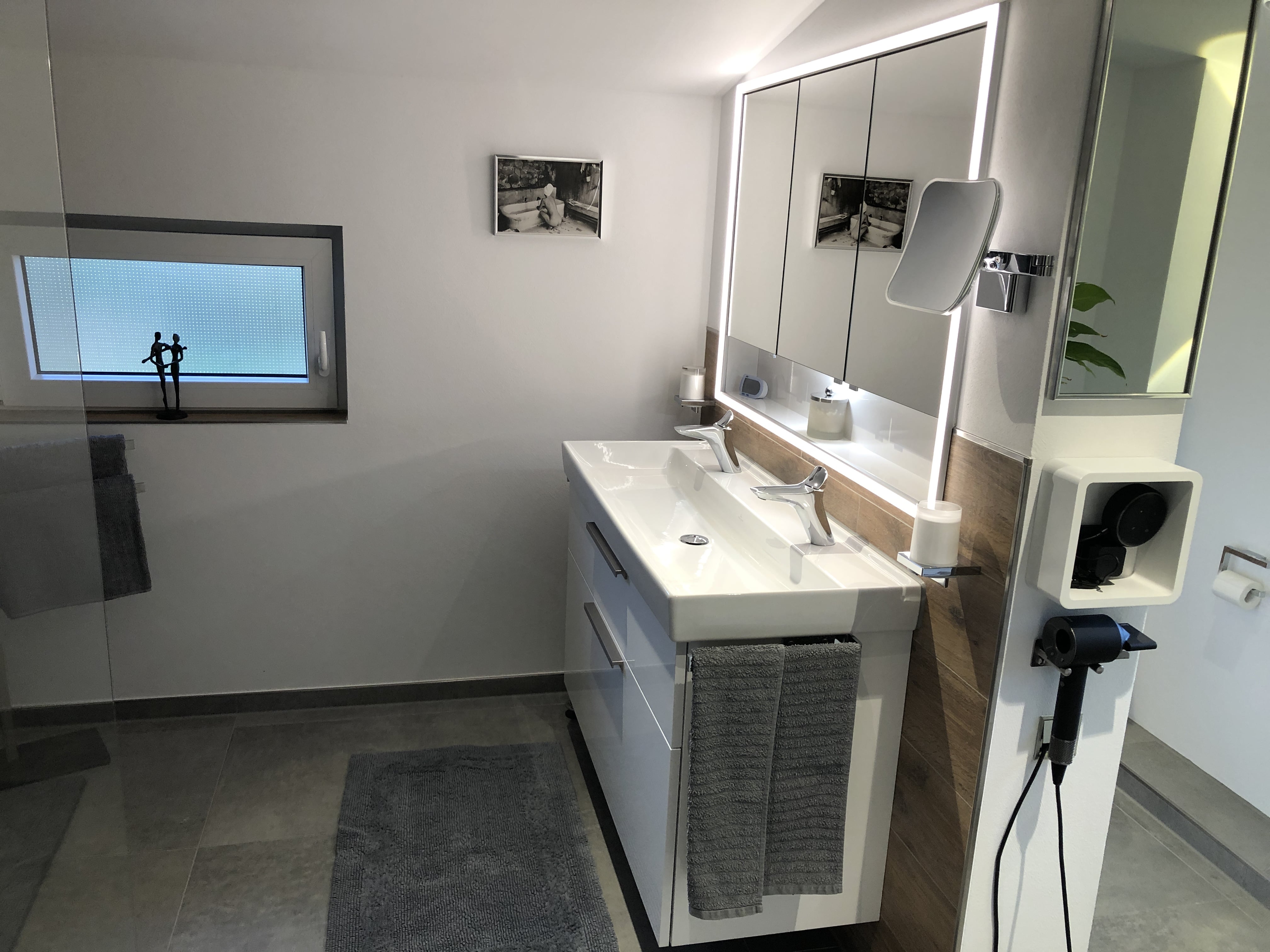 Hervorragende Kombination von Holz- und Betonoptik in Rheurdt – Nachher Bild 1