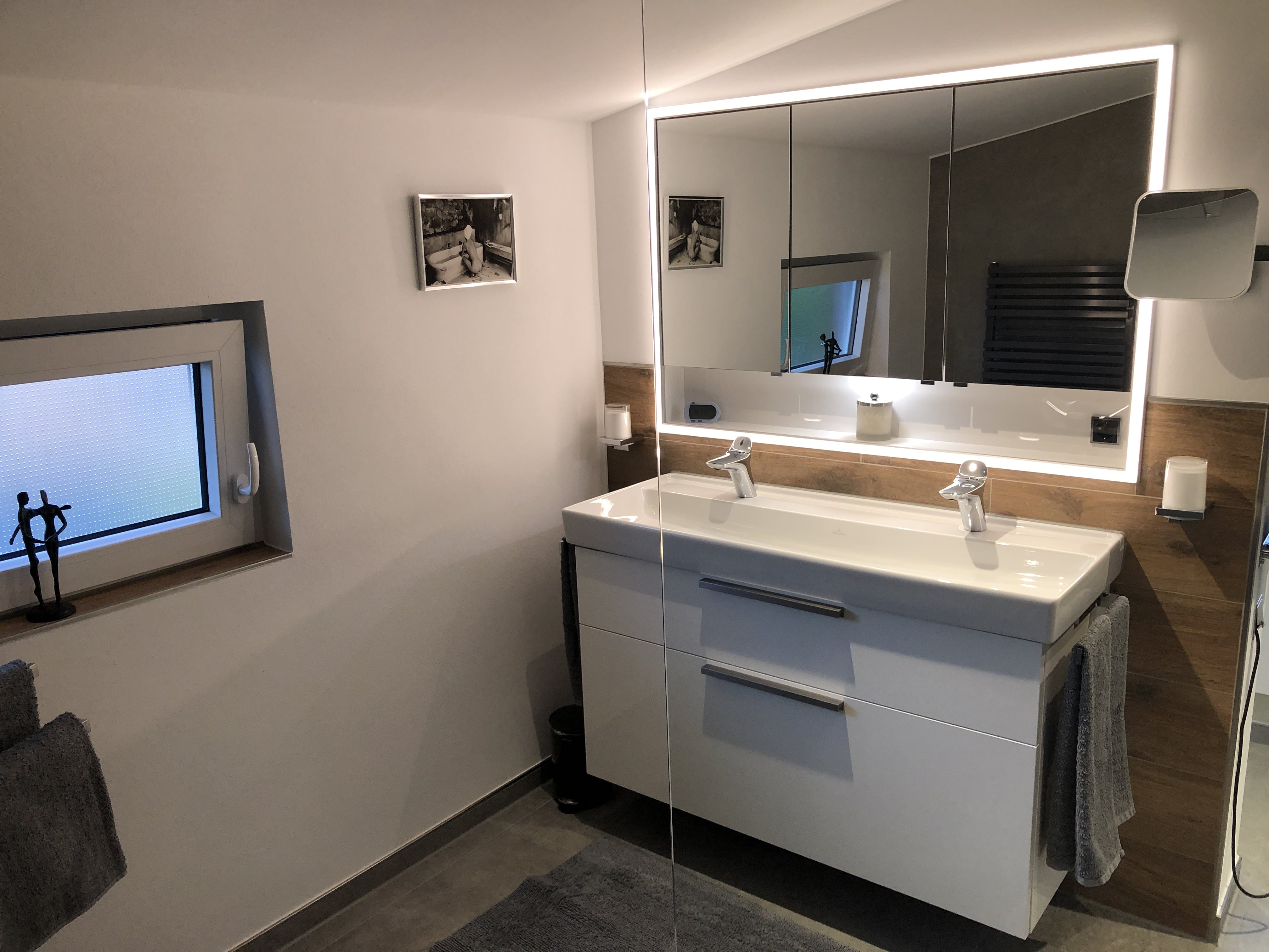 Hervorragende Kombination von Holz- und Betonoptik in Rheurdt – Nachher Bild 2