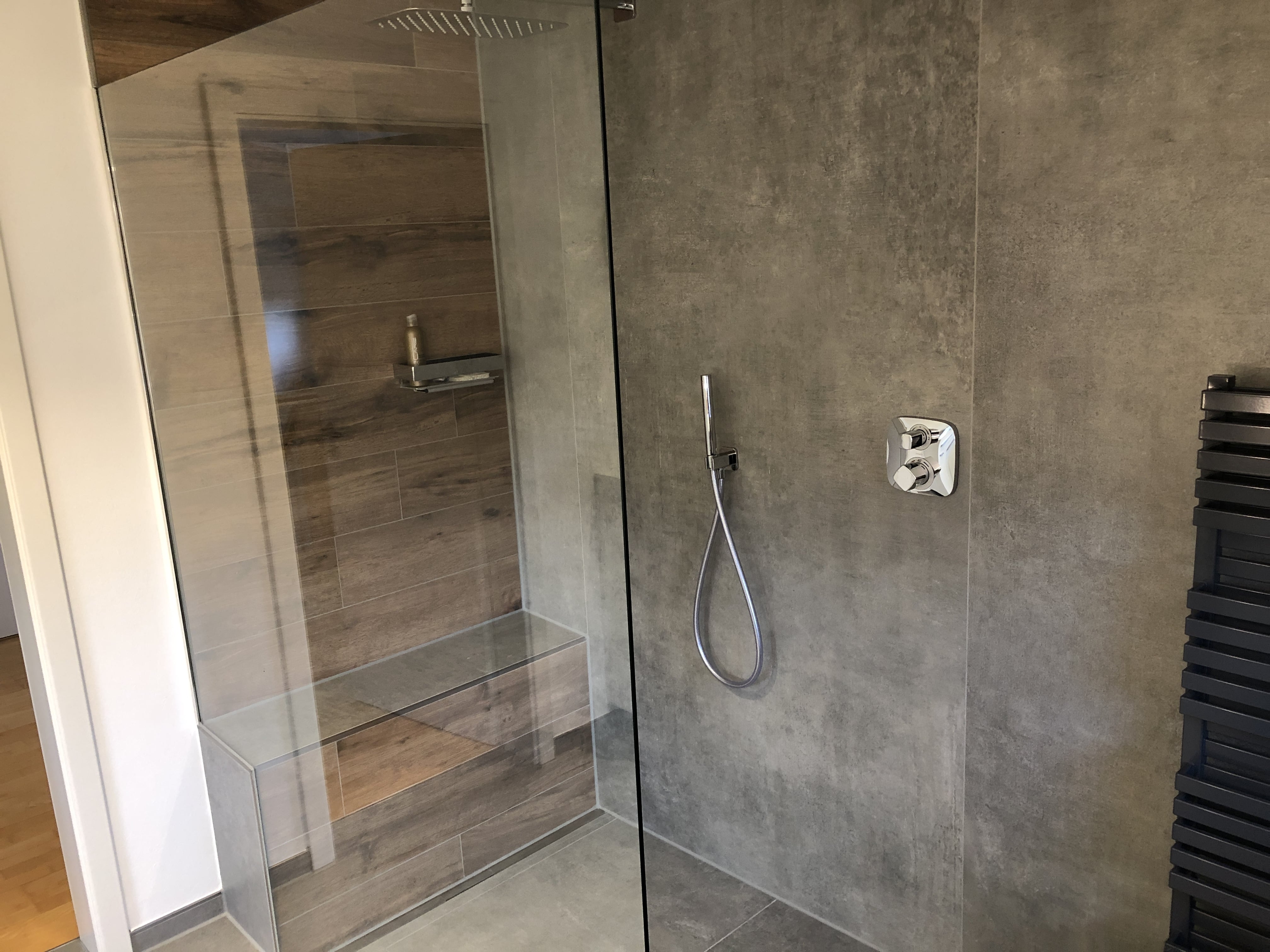Hervorragende Kombination von Holz- und Betonoptik in Rheurdt – Nachher Bild 5