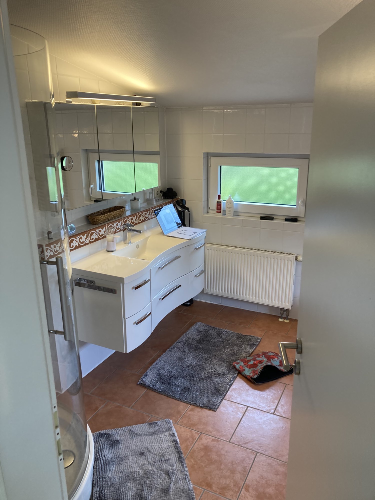 Hervorragende Kombination von Holz- und Betonoptik in Rheurdt – Vorher Bild 1