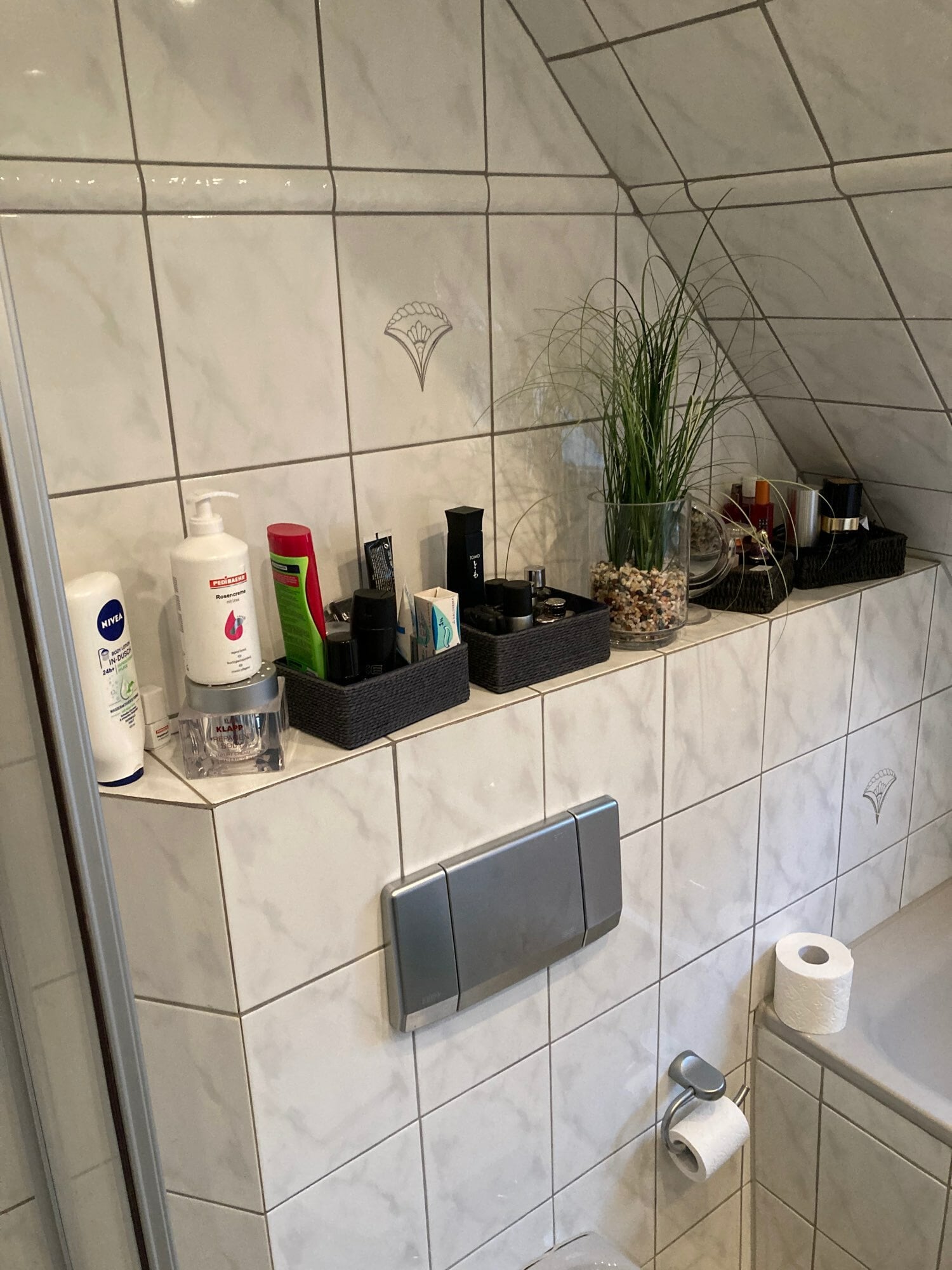 Umbau eines Bades zur Vergrößerung der Dusche in Rheinberg – Vorher Bild 1