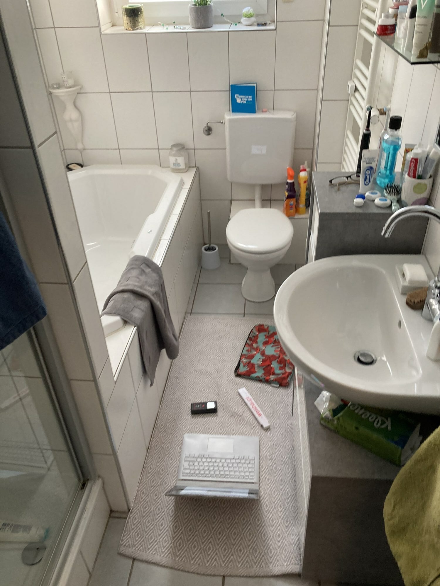 Volle Ausnutzung eines kleinen Raumes in Oberhausen – Vorher Bild 1