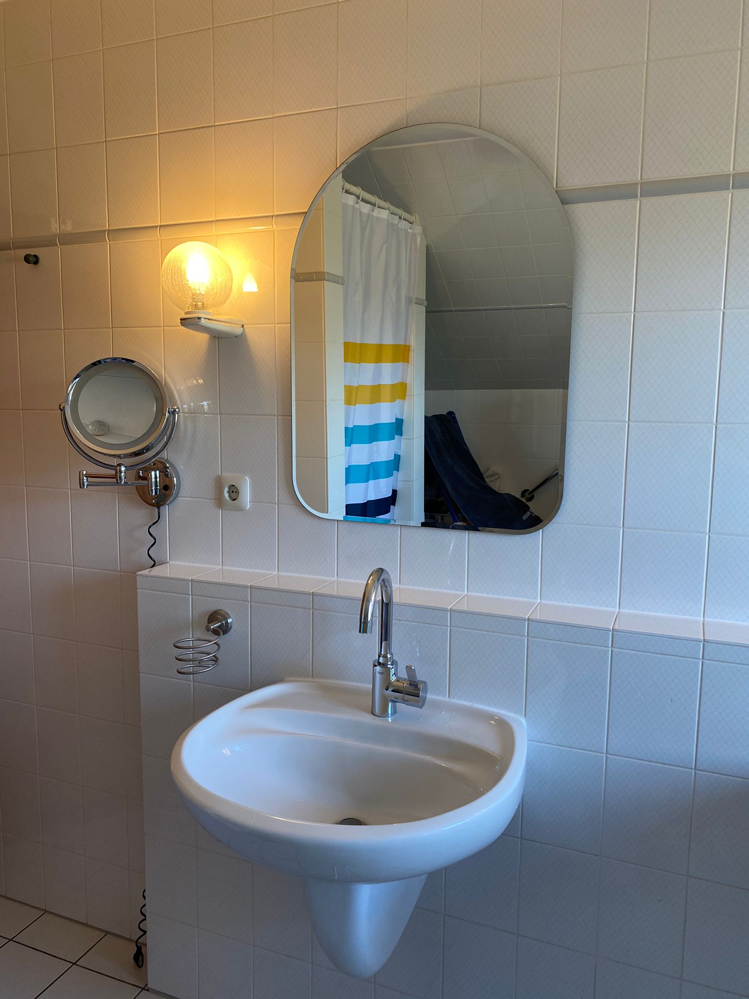 Behindertengerechtes Badezimmer in Moers – Vorher Bild 6