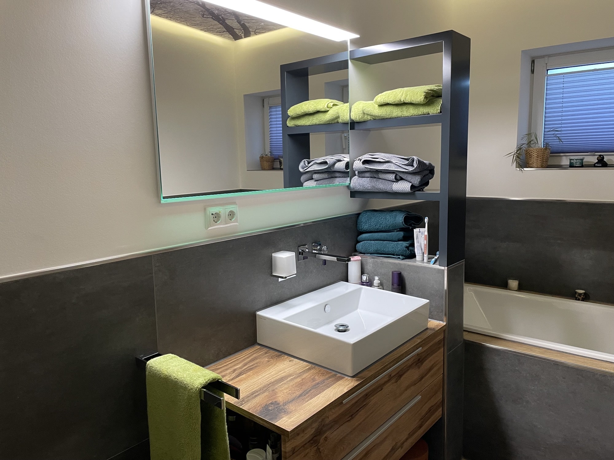 Edle Modernisierung eines Bades in Hückelhoven – Nachher Bild 2
